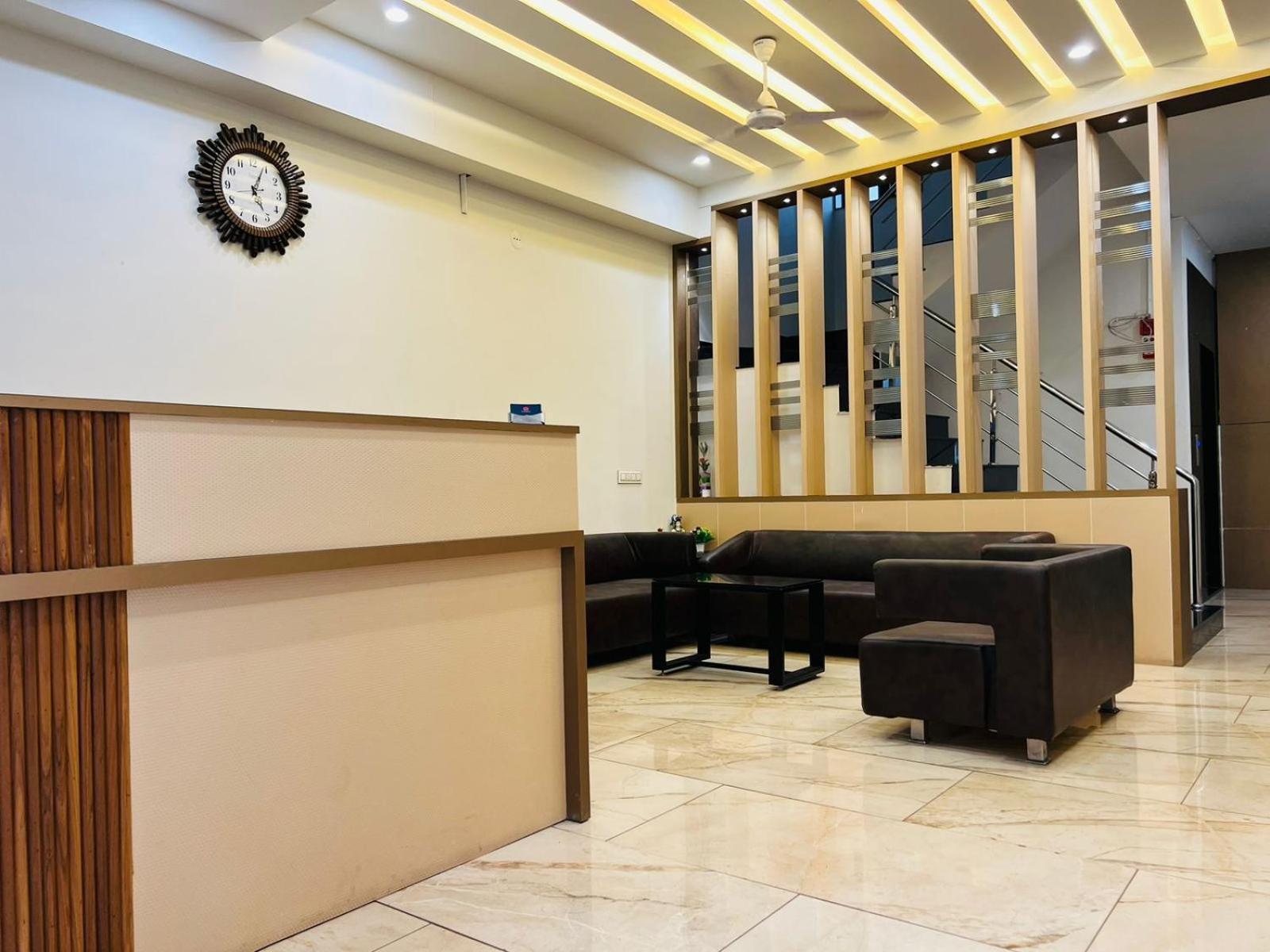 Hotel Venus By Mantram Hospitality Rajkot Luaran gambar